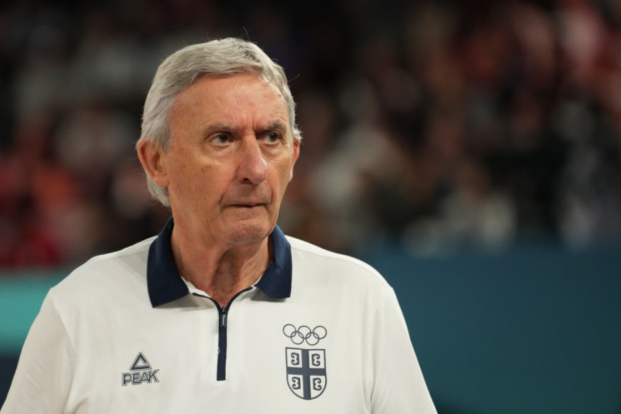 PEŠIĆ: „To je Nikola Jokić. Sad je najbolji Jokić, a pre njega to su bili Kukoč i Bodiroga!“ PEŠIĆ: "To je Nikola Jokić. Sad je najbolji Jokić, a pre njega to su bili Kukoč i Bodiroga!"