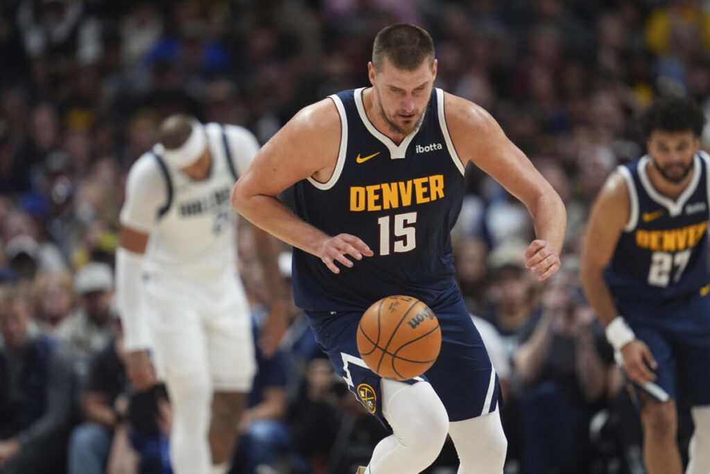 Da li Nikola Jokić nastupa u petak u duelu sa Dalas Meveriksima?!