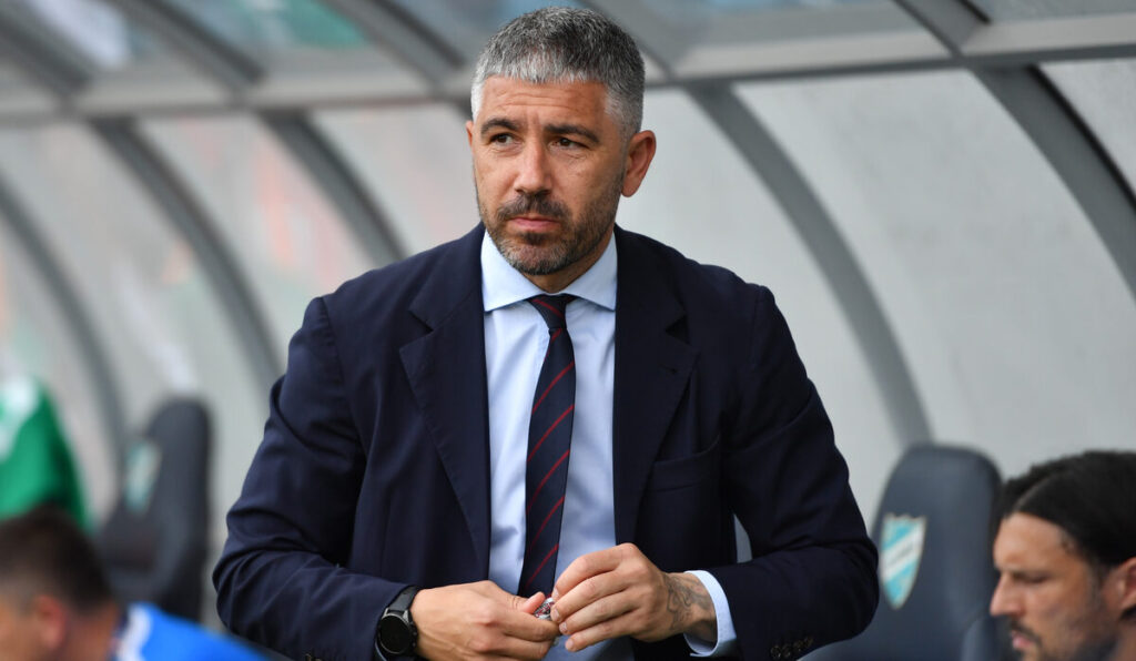 Fudbalska reprezentacija ostala bez selektora!