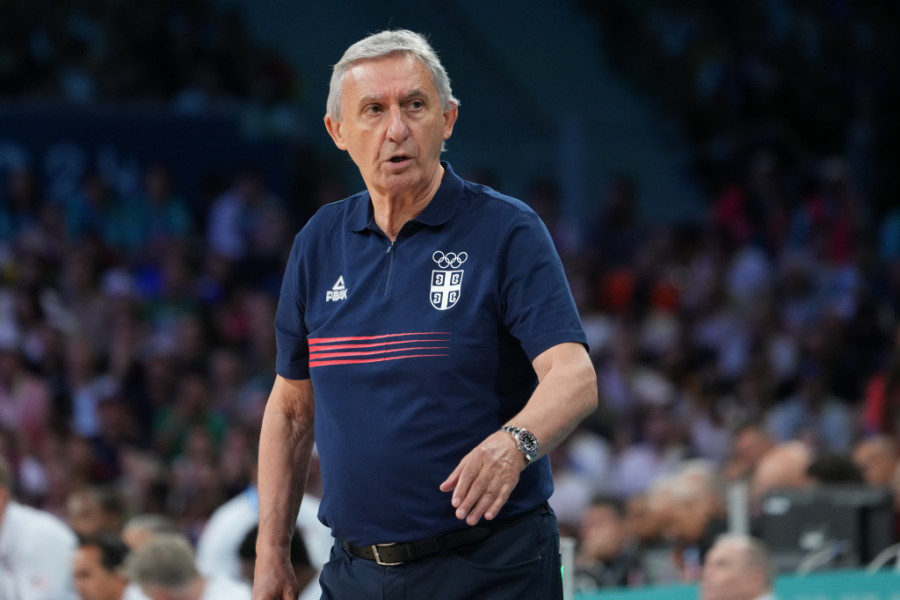Pešić otkrio imena igrača Zvezde i Partizana na koje računa u novembru! Pešić otkrio imena igrača Zvezde i Partizana na koje računa u novembru!