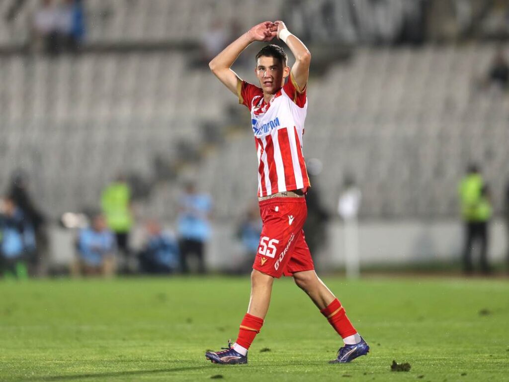 Zvezda prodaje igrača Liverpulu, potpis već u januaru!