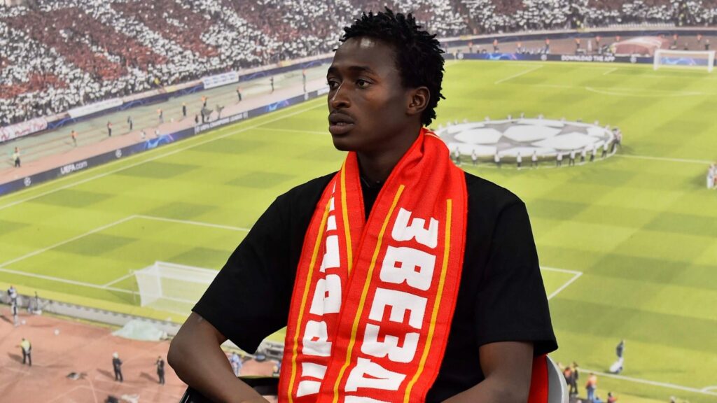 Zvezda raskinula ugovor sa napadačem !