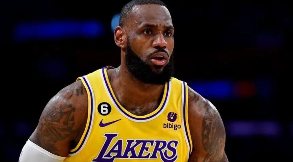 Lebron prestigao Džabara!