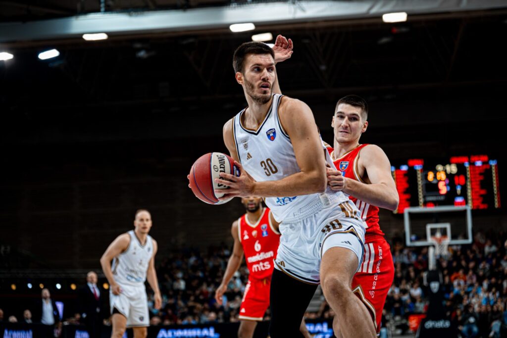 Dubai - Crvena zvezda