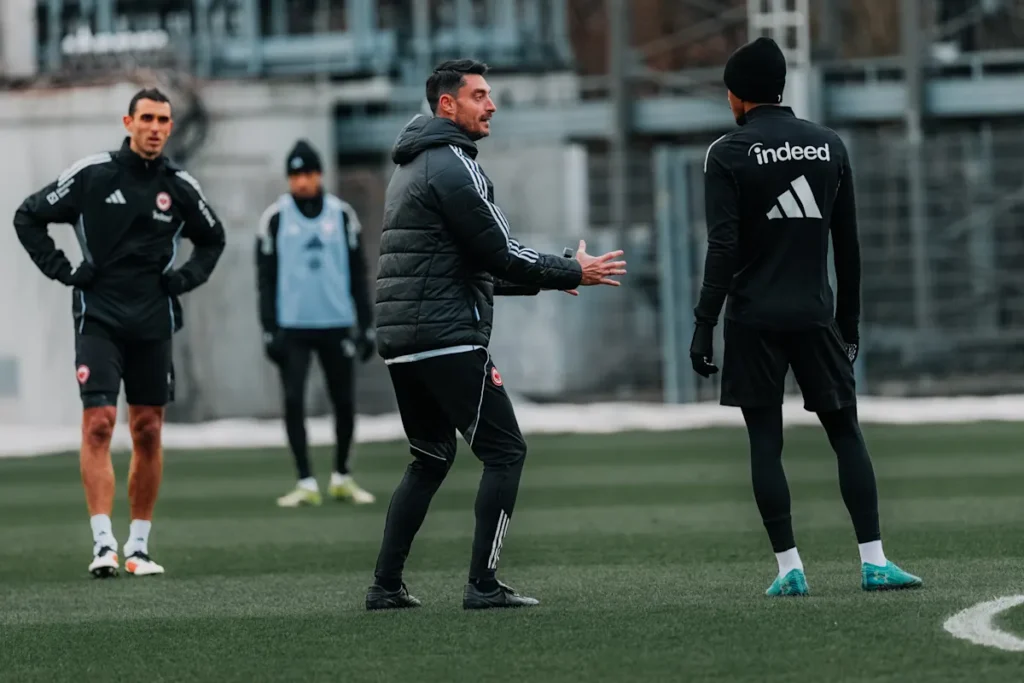Crvena zvezda ga želela: Albert Rijera je već bivši, Španac dobio otkaz (FOTO) Albert Rijera