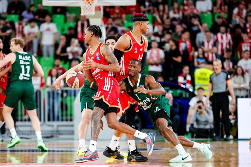 Traži se hitna SMENA Obradovića, a evo šta je on izjavio! Poznat termin majstorice KK Crvena zvezda