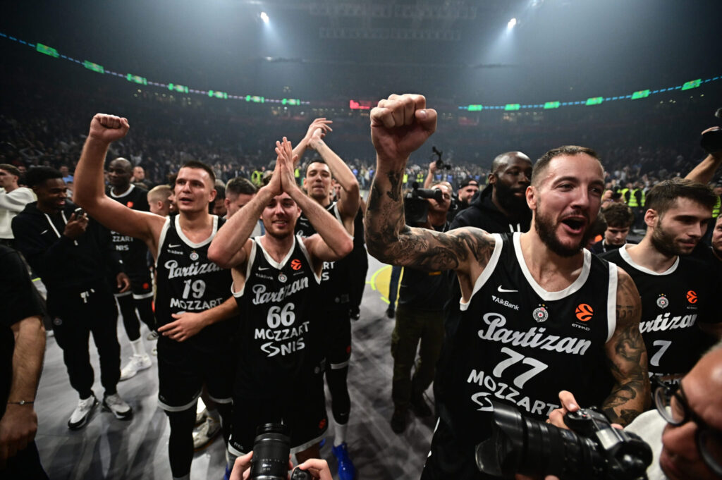KK Partizan ne staje sa pojačanjima: Stiže i treće, a u pitanju je ZVER pod obručima (VIDEO) KK Partizan