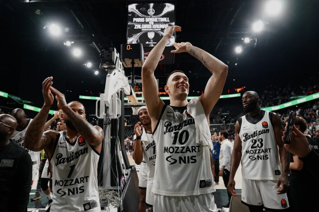 KK Partizan oslabljen: Jedan od boljih igrača neće igrati u Minhenu, crno-beli se HITNO pojačavaju zbog povreda?! KK Partizan